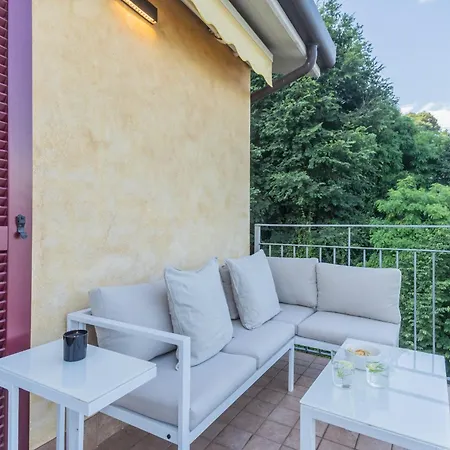 Casa Vela By Rent Apartment Sala Comacina