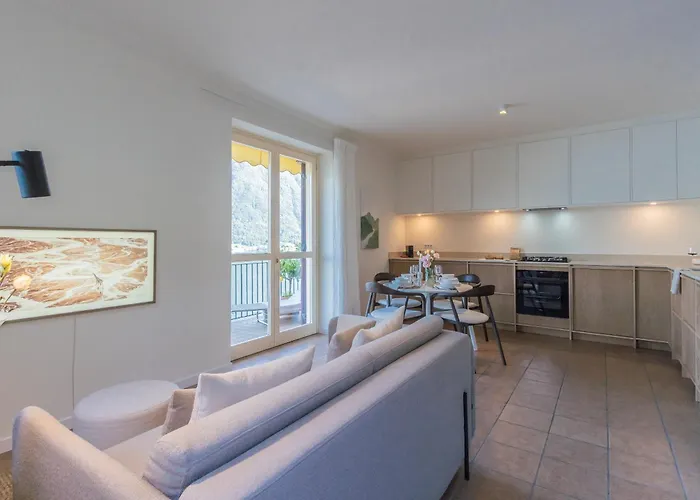 Casa Vela By Rent Sala Comacina