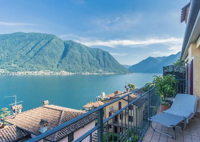 Casa Vela By Rent * Sala Comacina