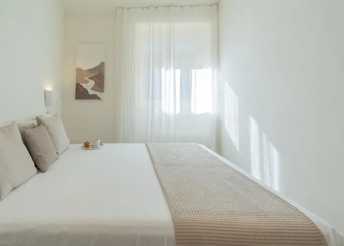 Casa Vela By Rent Apartment Sala Comacina