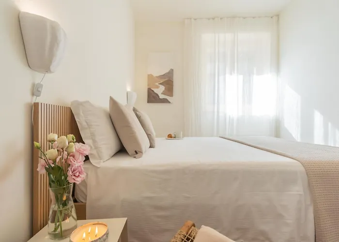 Casa Vela By Rent * Sala Comacina