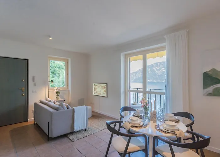 Casa Vela By Rent Sala Comacina