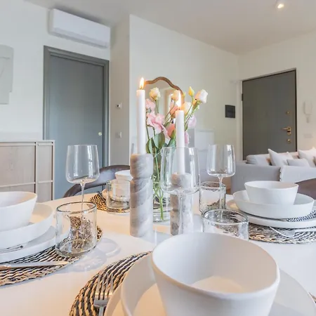 Casa Vela By Rent * סלה קומצ'ינה