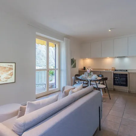 Casa Vela By Rent סלה קומצ'ינה